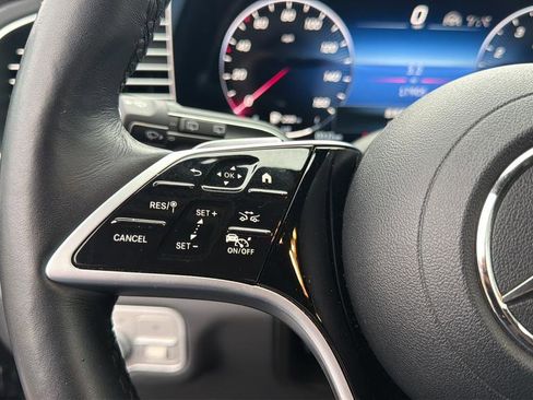 Used 2025 Mercedes-Benz GLS 450 4MATIC image 31