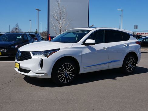 Used 2025 Acura RDX SH-AWD w/ Advance Package image 3