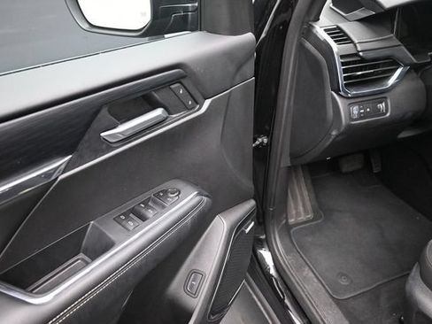 Used 2025 GMC Acadia Elevation FWD image 8