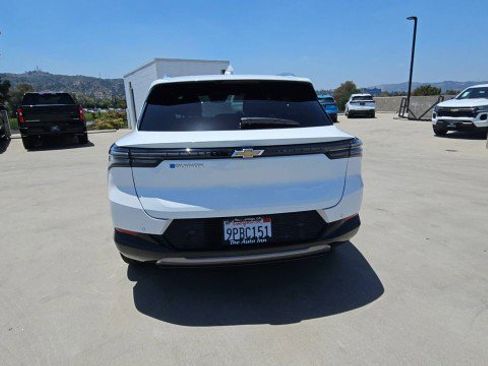 Used 2024 Chevrolet Equinox EV LT FWD image 7