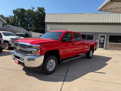 Used 2017 Chevrolet Silverado 2500 W/T w/ Snow Plow Prep Package AWD/4WD image 25