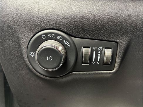 Used 2022 Jeep Compass Limited AWD/4WD image 19
