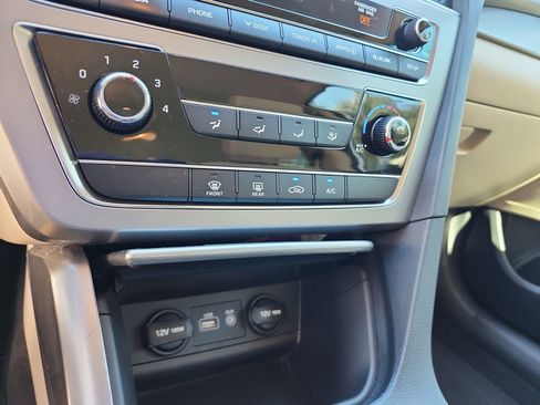 Used 2017 Hyundai Sonata SE image 29