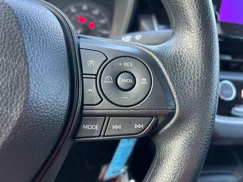 Used 2024 Toyota Corolla LE image 18