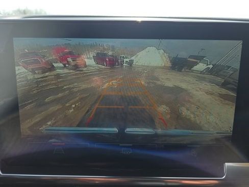 Used 2024 GMC Sierra 1500 SLE w/ Preferred Package image 34