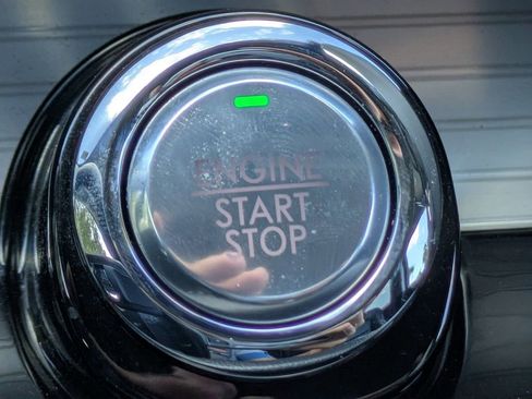 Used 2021 Lincoln Corsair FWD w/ Premium Package image 32