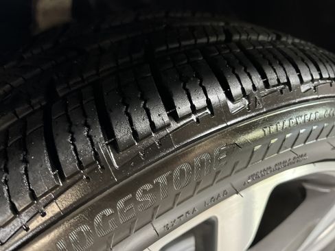 Used 2021 Mercedes-Benz C 300 4MATIC Sedan image 12