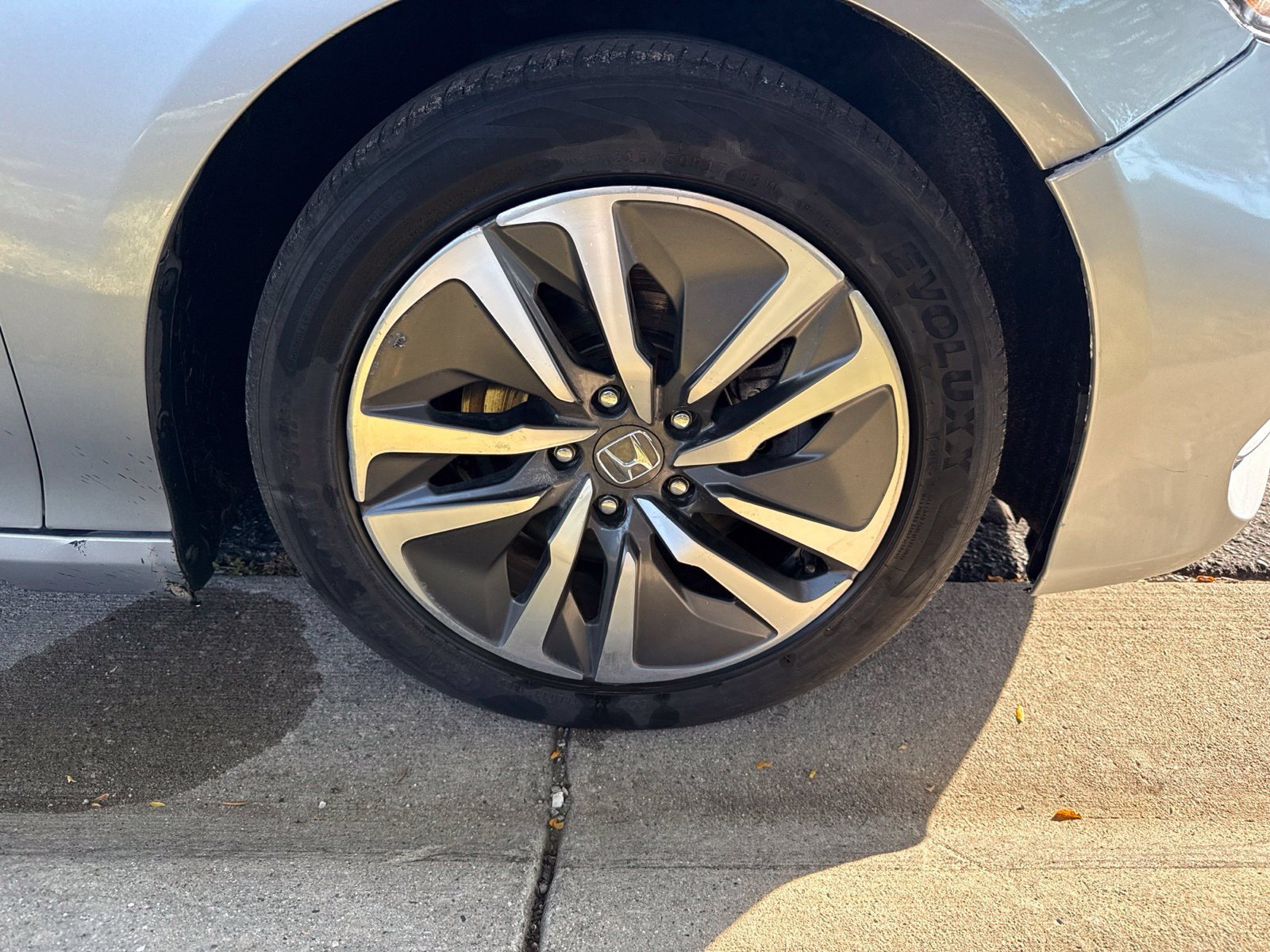 Used 2019 Honda Accord EX-L image 10
