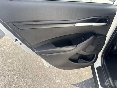 Used 2024 Kia Seltos LX image 16