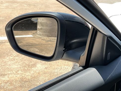 New 2025 Nissan Sentra SR w/ Midnight Edition image 10