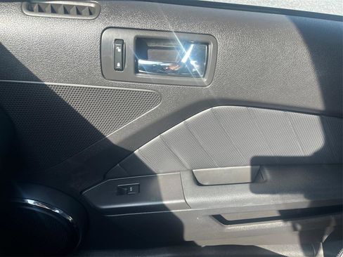 Used 2013 Ford Mustang GT Premium w/ Security Pkg image 21