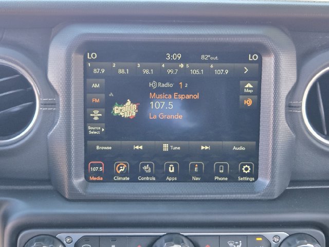 Certified 2023 Jeep Wrangler Unlimited Sahara w/ Cold Weather Group AWD/4WD image 16