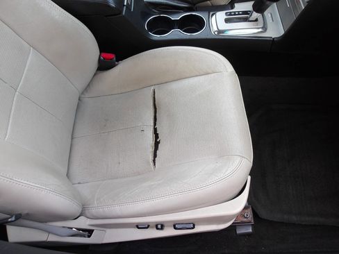 Used 2008 Lincoln MKZ image 19