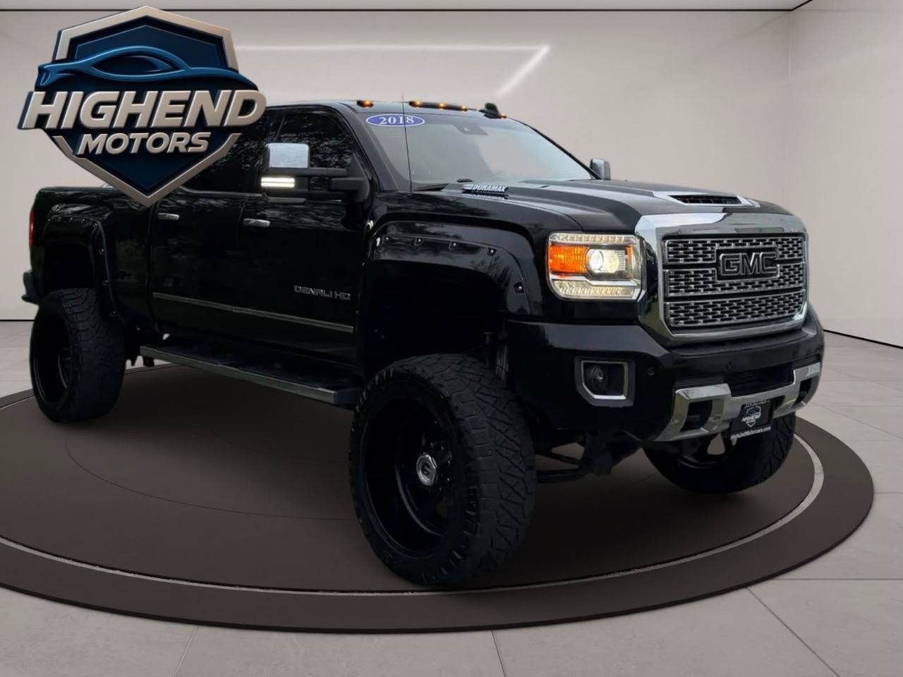 Used 2018 GMC Sierra 2500 Denali w/ Suspension Package, Off-Road AWD/4WD image 7