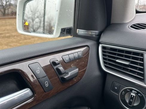 Used 2015 Mercedes-Benz ML 350 2WD image 41