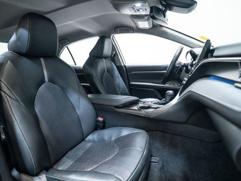 Used 2024 Toyota Camry XSE image 13