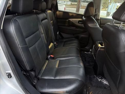 Used 2017 Nissan Murano Platinum w/ Platinum Technology Package FWD image 17