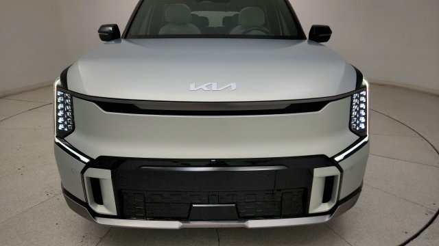 Used 2024 Kia EV9 GT-Line AWD/4WD image 24