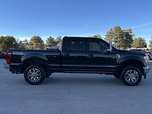 Used 2020 Ford F250 Lariat w/ Lariat Ultimate Package image 2
