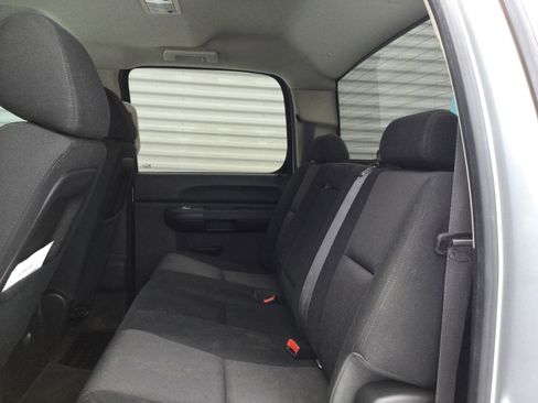 Used 2013 GMC Sierra 2500 SLE w/ SLE Preferred Package image 6