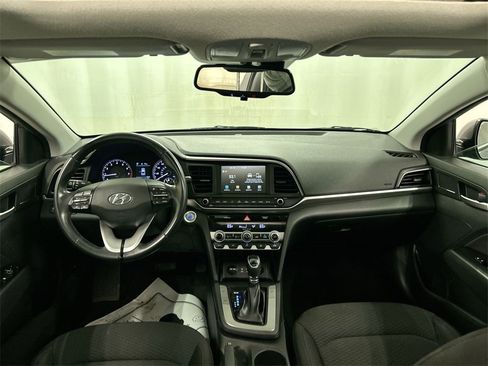Used 2020 Hyundai Elantra Value Edition w/ Cargo Package (C1) image 18