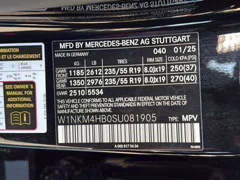 Certified 2025 Mercedes-Benz GLC 300 4MATIC image 13