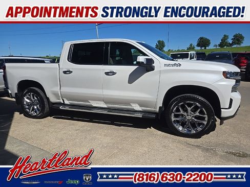 Used 2019 Chevrolet Silverado 1500 High Country w/ Safety Package II AWD/4WD image 14
