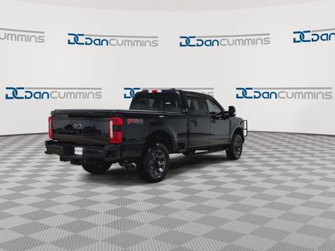 Used 2023 Ford F250 Lariat w/ Sport Appearance Package AWD/4WD image 9
