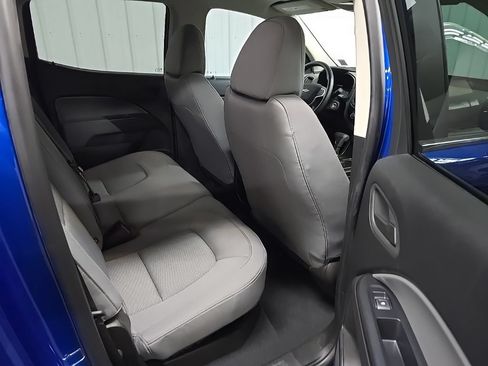Used 2019 Chevrolet Colorado W/T w/ WT Convenience Package AWD/4WD image 17