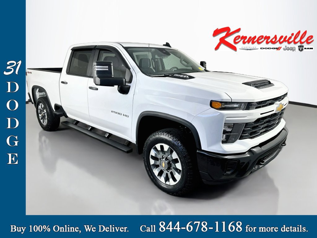Used 2026 Chevrolet Silverado 2500 Custom AWD/4WD image 1