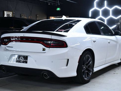 Used 2022 Dodge Charger Scat Pack RWD image 10