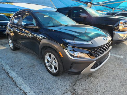 Used 2022 Hyundai Kona SEL FWD image 1
