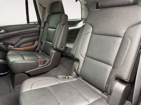 Used 2019 Chevrolet Tahoe Premier AWD/4WD image 15