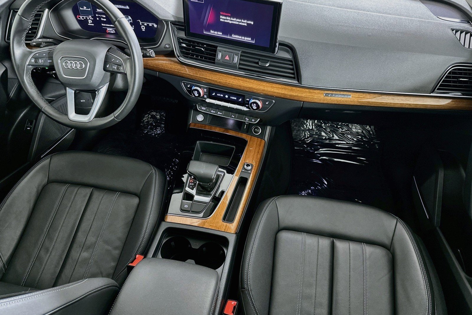 Used 2023 Audi Q5 2.0T Premium Plus w/ Premium Plus Package AWD/4WD image 6