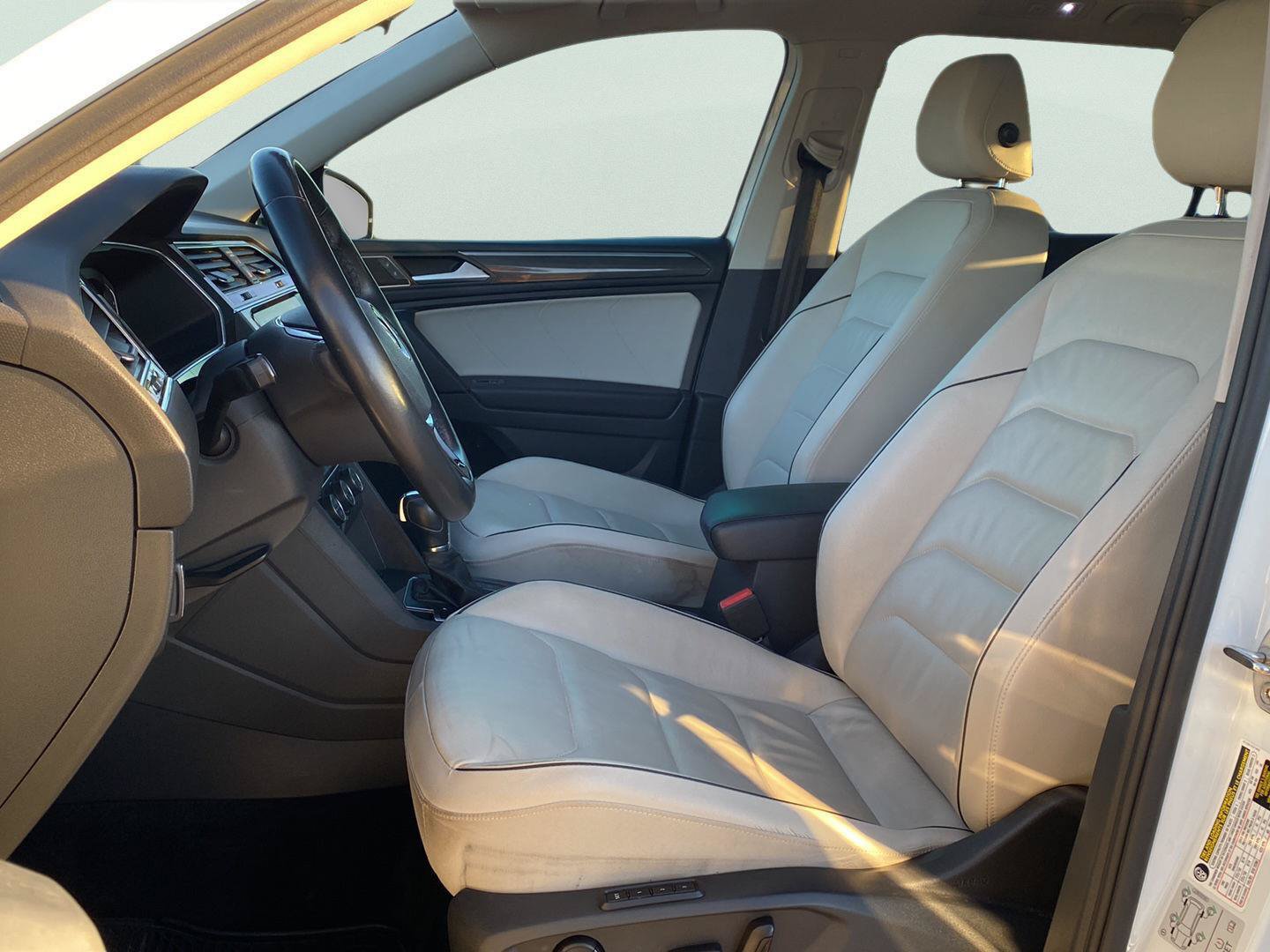 Used 2019 Volkswagen Tiguan SEL Premium AWD/4WD image 13