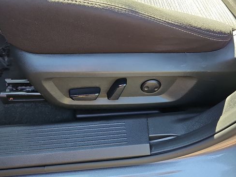 Certified 2023 Nissan Rogue SV AWD/4WD image 25