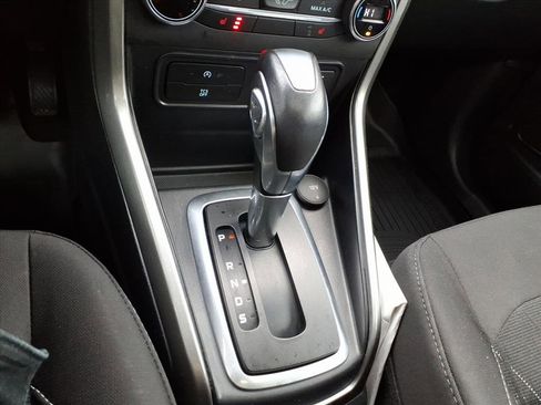 Used 2018 Ford EcoSport SE w/ SE Convenience Package image 24