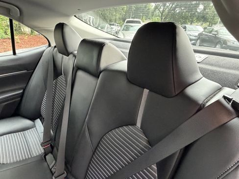 Used 2023 Toyota Camry SE FWD image 33