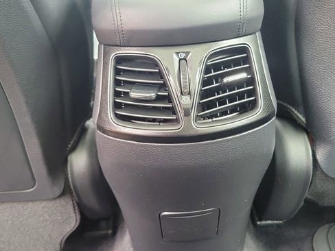 Used 2016 Hyundai Azera Limited FWD image 14