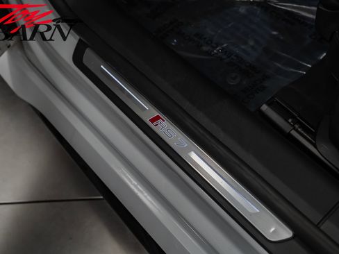 Used 2021 Audi RS 7 Sportback w/ RS 7 Executive Package image 26