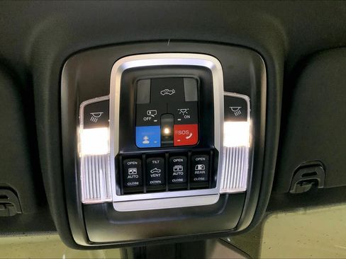 Used 2025 RAM 1500 Laramie w/ Laramie Southwest Edition AWD/4WD image 35