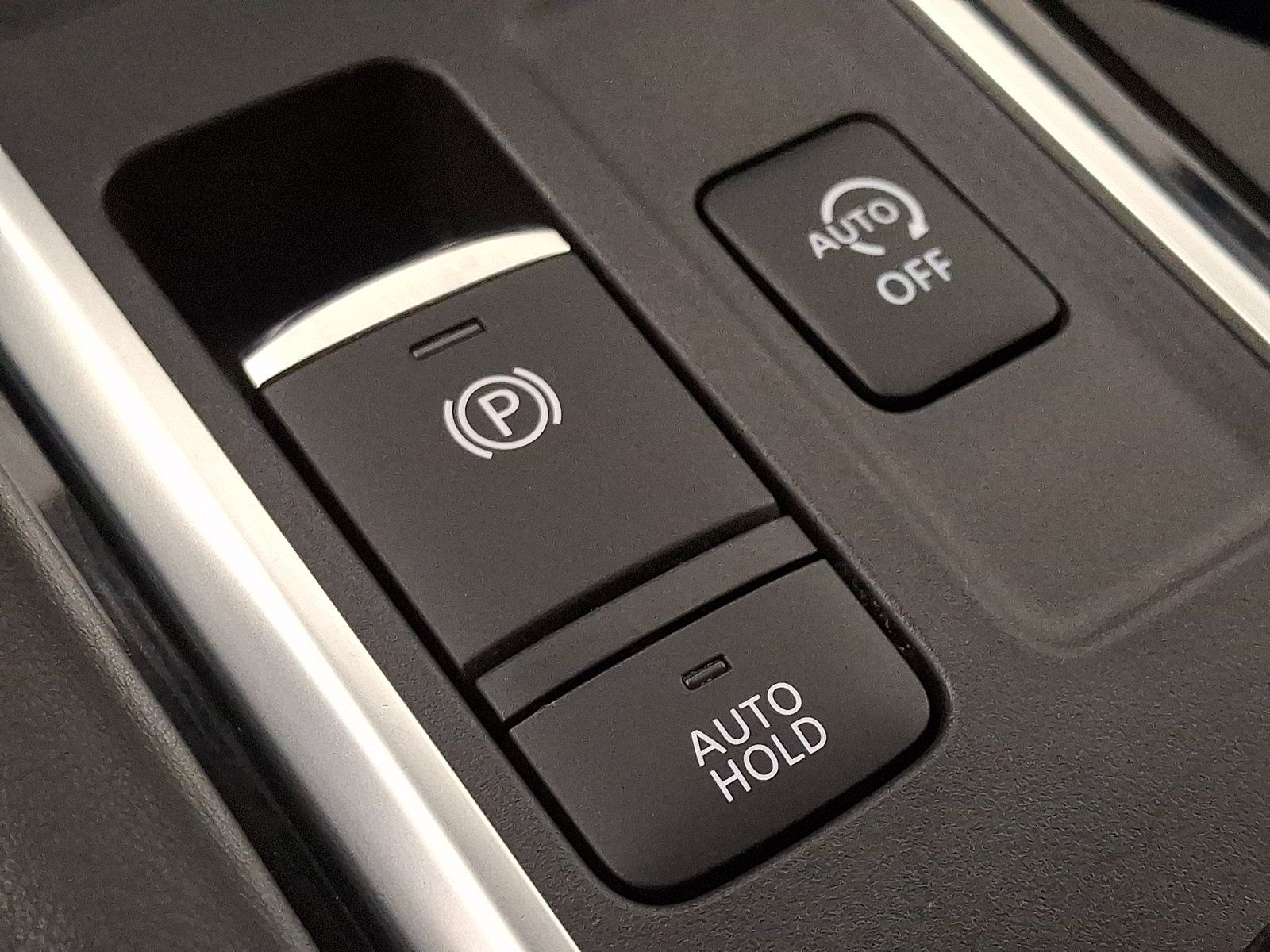 Used 2024 Nissan Pathfinder SV w/ Black Appearance Package AWD/4WD image 24