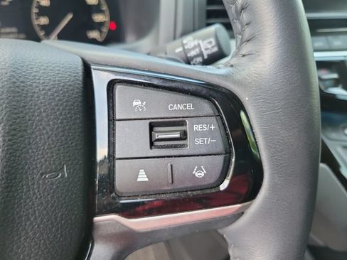 Certified 2025 Honda Odyssey Touring image 24