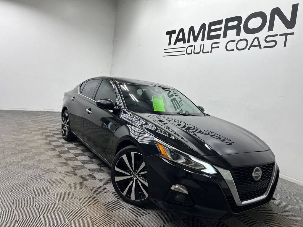 Used 2019 Nissan Altima 2.5 Platinum FWD image 1