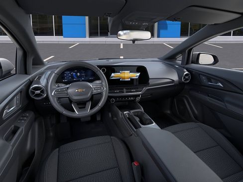 New 2026 Chevrolet Equinox EV LT w/ Comfort Package FWD image 15