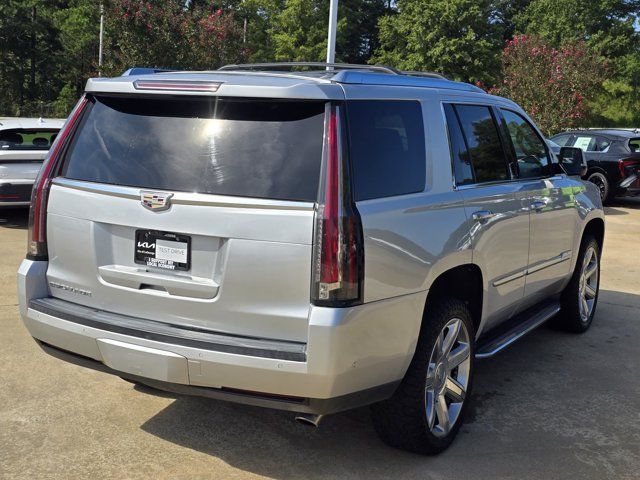 Used 2020 Cadillac Escalade Luxury RWD image 8