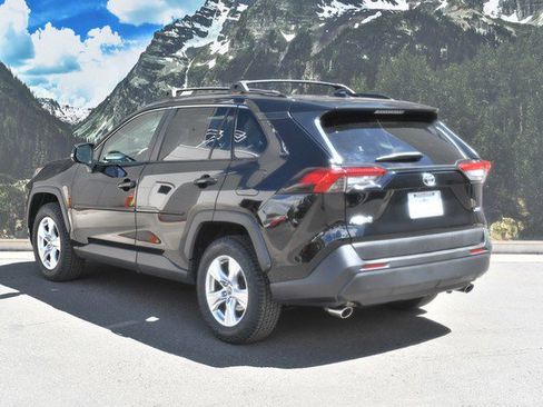 Certified 2019 Toyota RAV4 XLE w/ Carpet Mat Package image 9