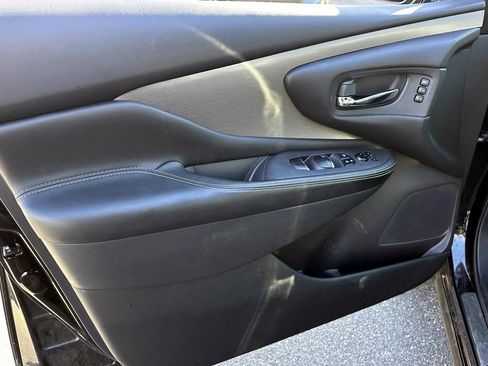 Certified 2023 Nissan Murano SL w/ SL Moonroof Package image 17