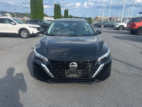 Used 2024 Nissan Sentra SV FWD image 8