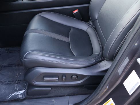 Used 2024 Honda Pilot EX-L image 40